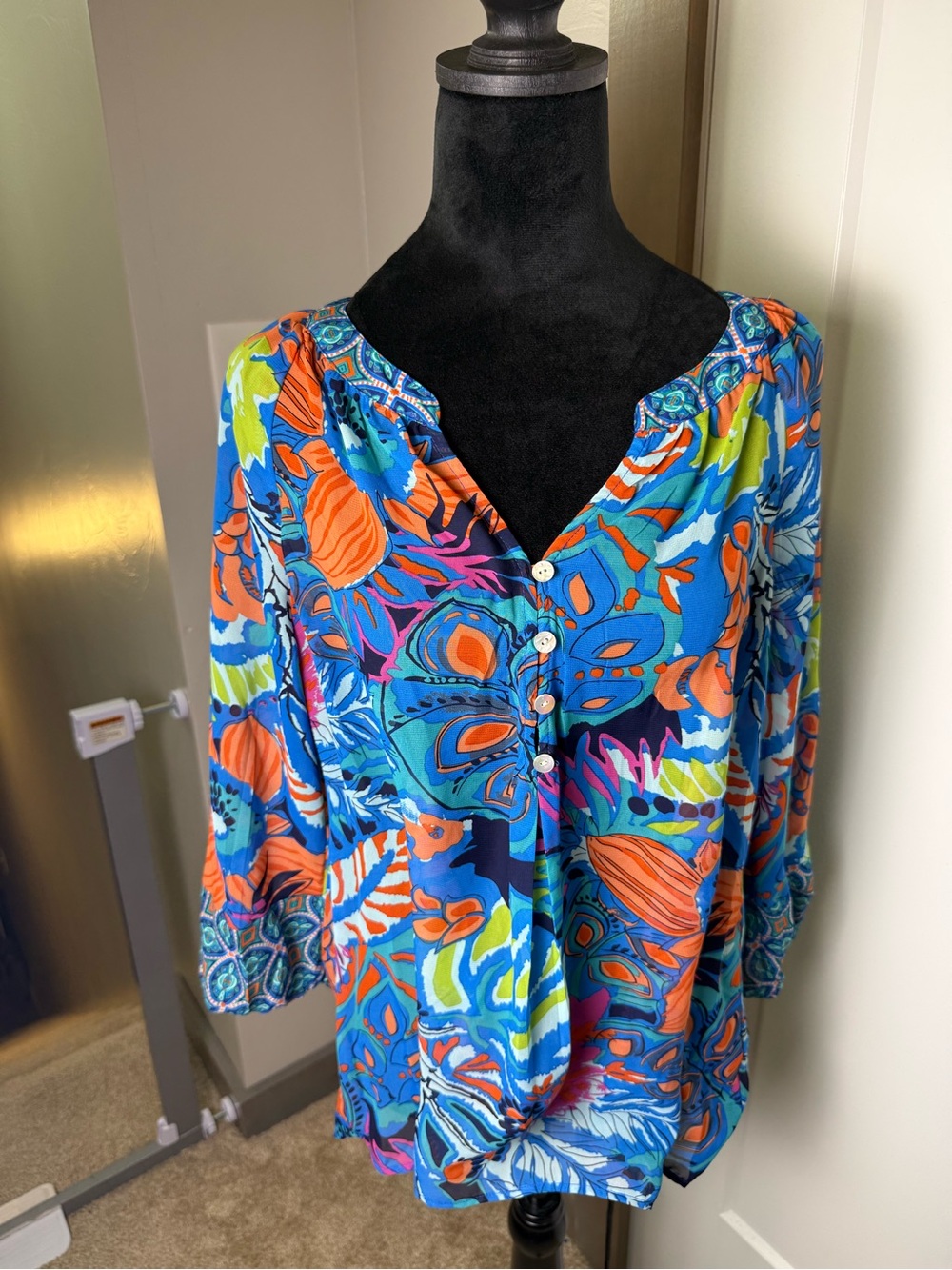 Olive Hill Anthro Colorful Popover 1/2 Button Blouse Geometric Floral Spring M